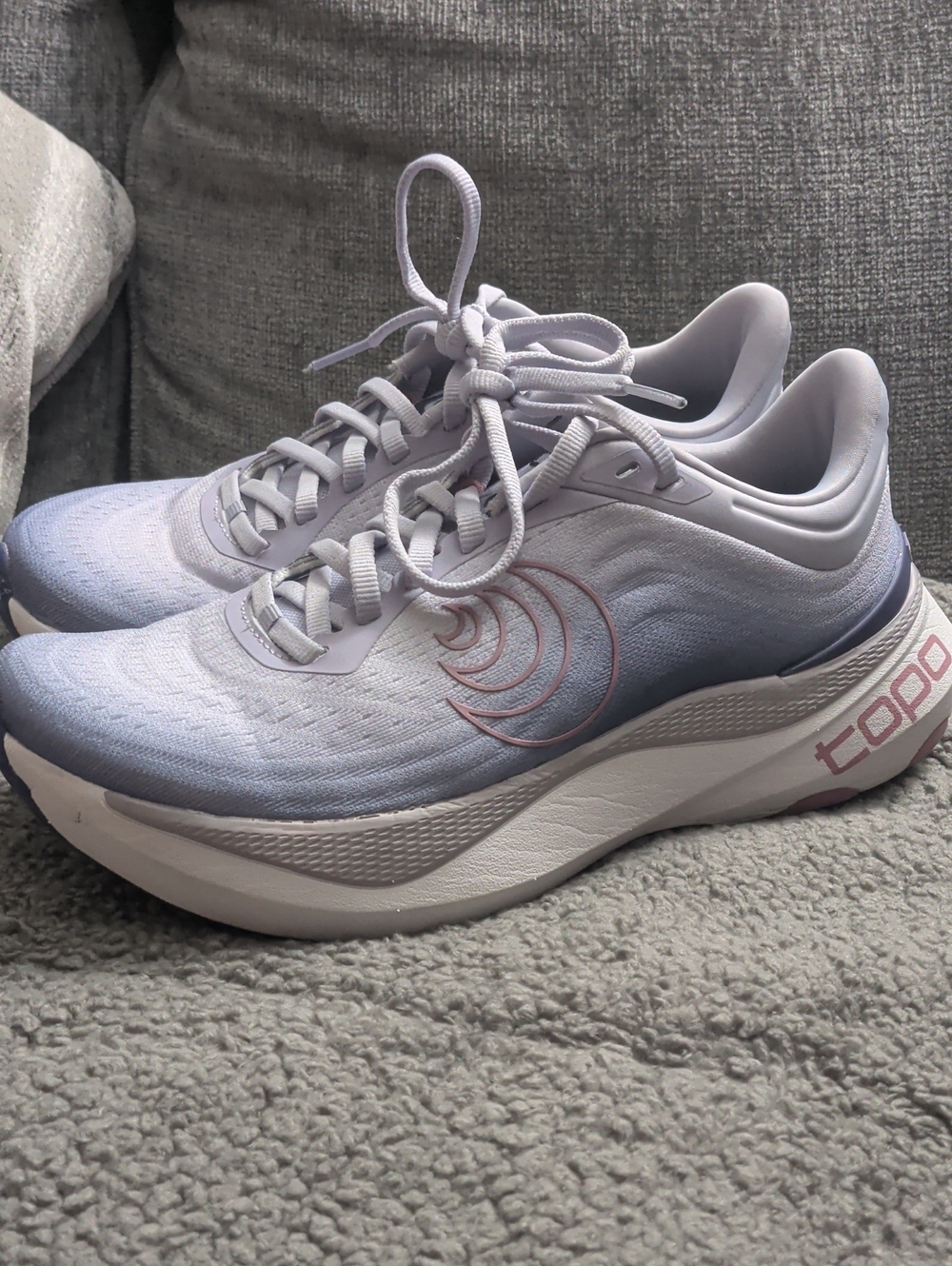 Topo Athletic Aura Women's Size 7.5 Purple/Lilac